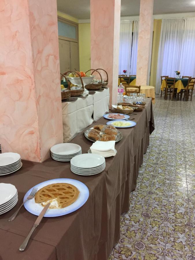 Hotel Attico Chianciano Terme Bagian luar foto