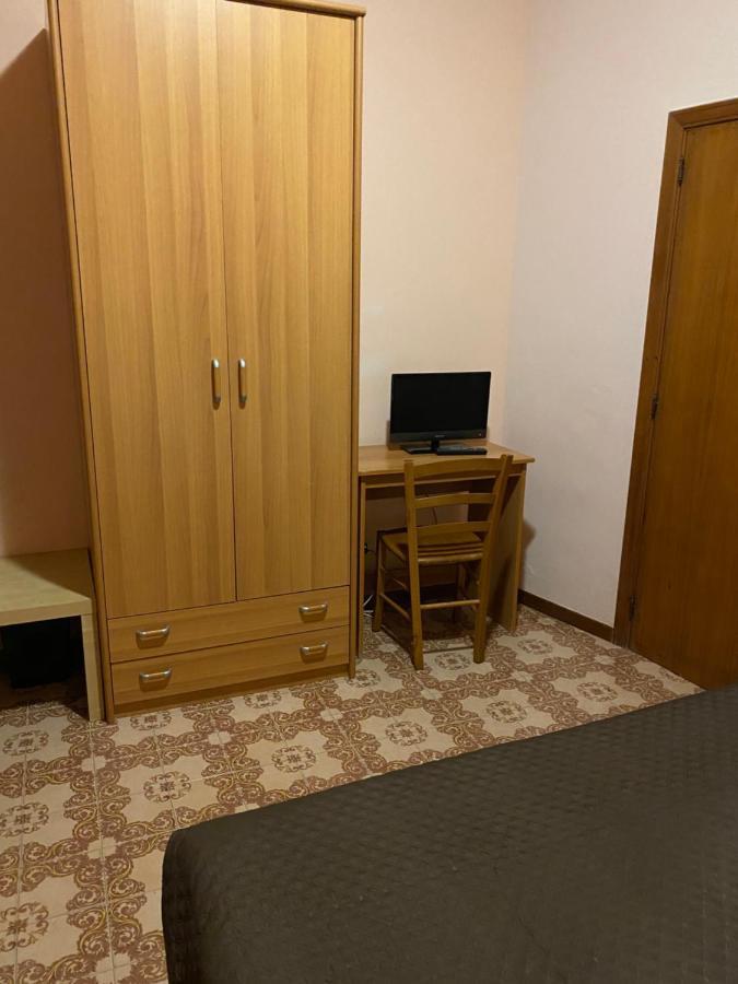 Hotel Attico Chianciano Terme Bagian luar foto