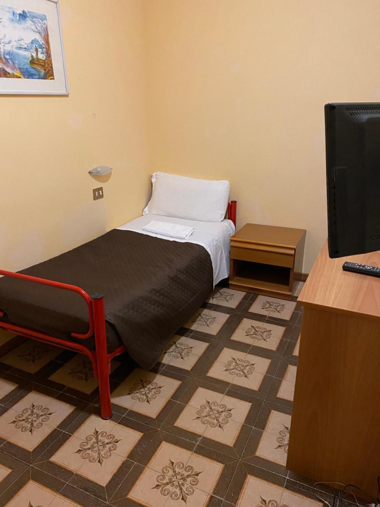 Hotel Attico Chianciano Terme Bagian luar foto
