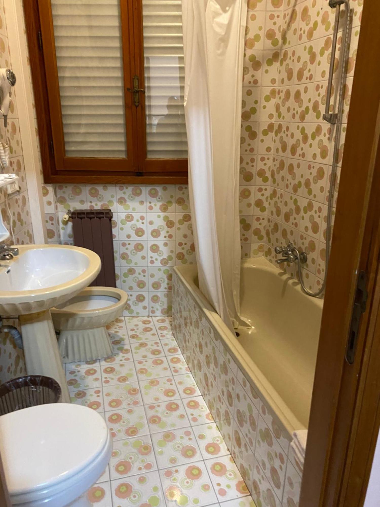 Hotel Attico Chianciano Terme Bagian luar foto