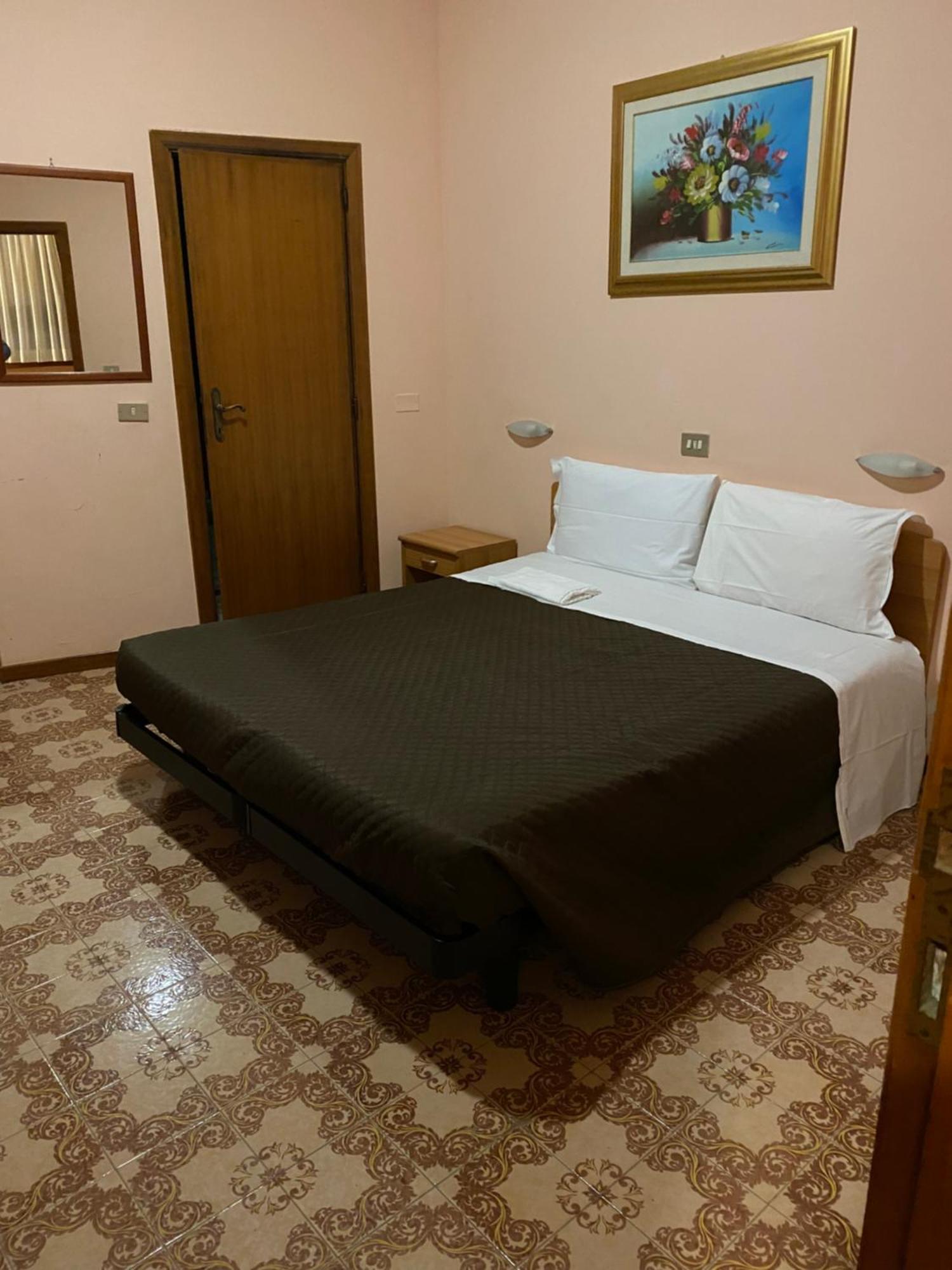 Hotel Attico Chianciano Terme Bagian luar foto
